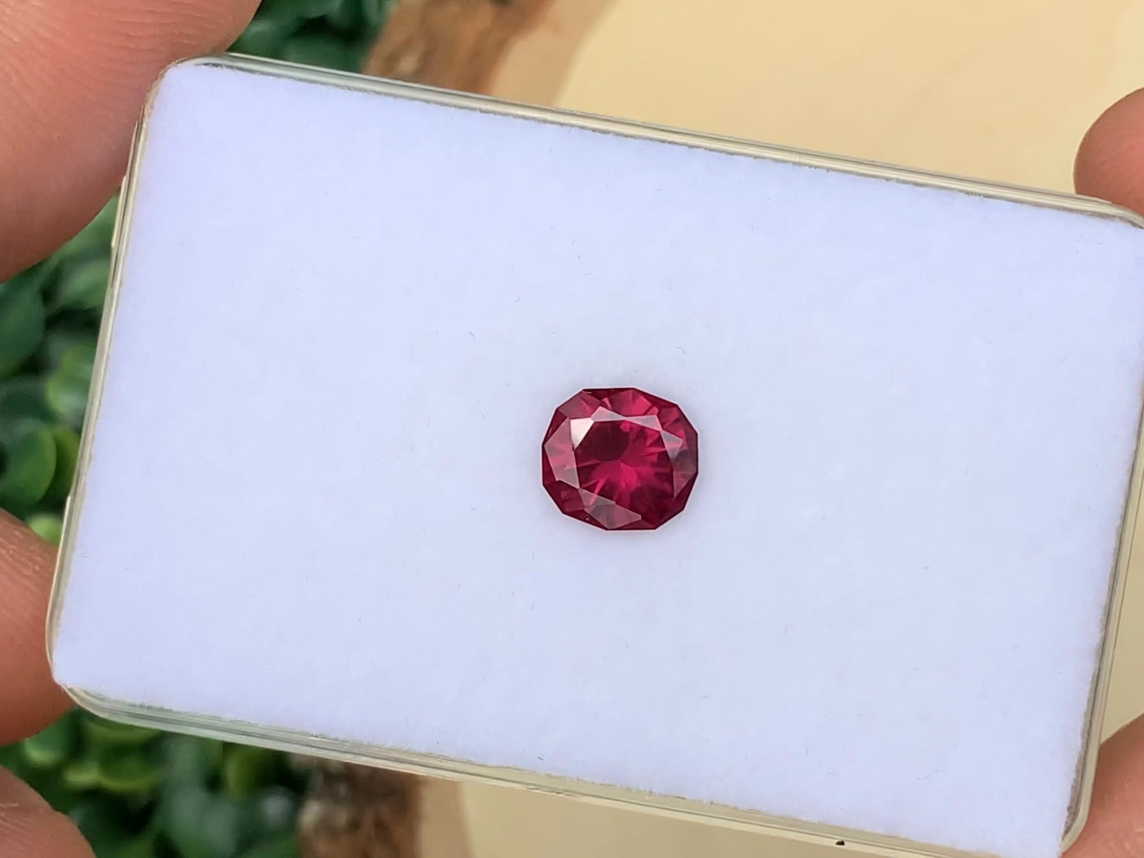 2.51 ct. Rhodolite