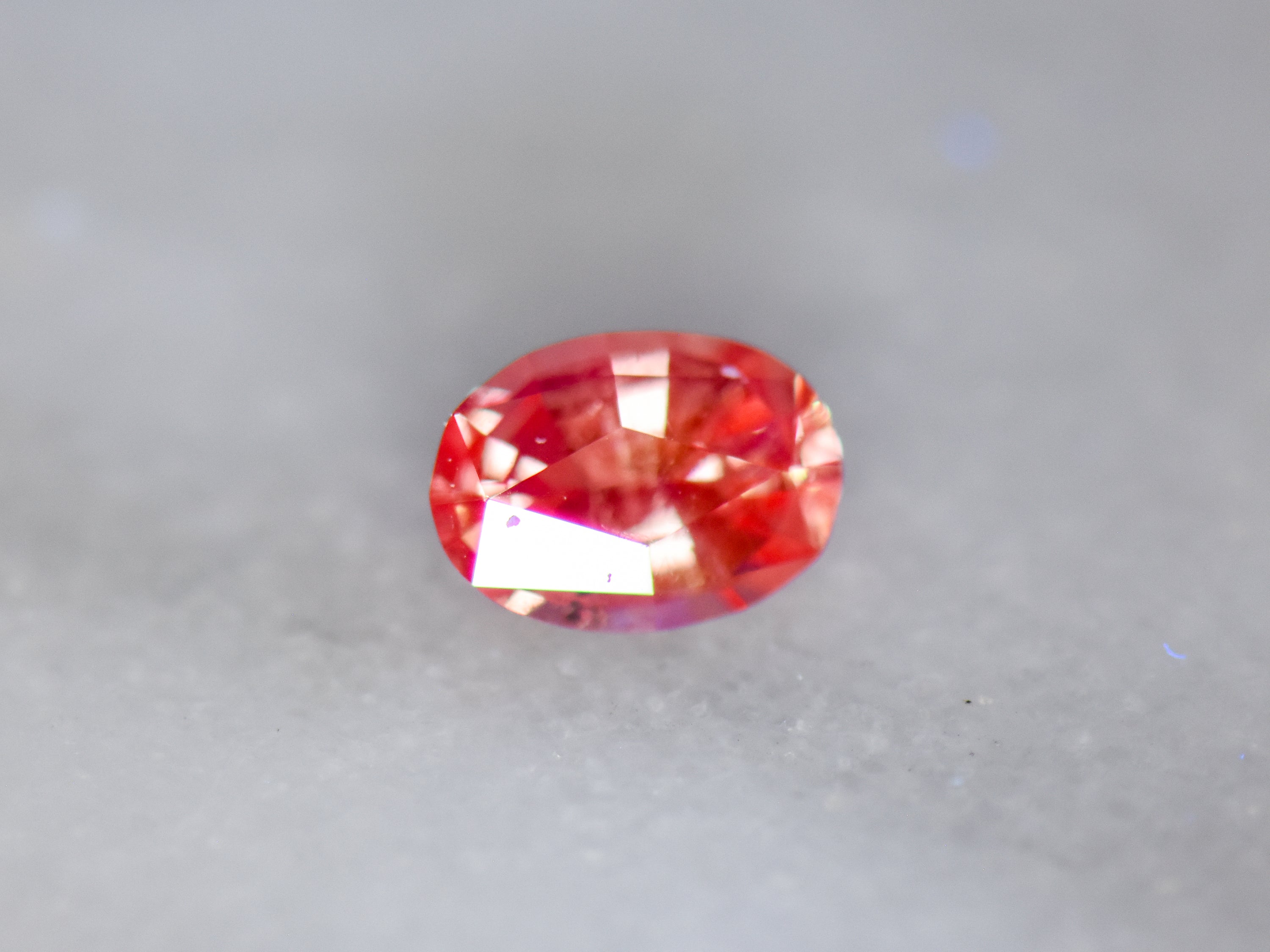 .82 ct. Fluorescent Malaya Garnet