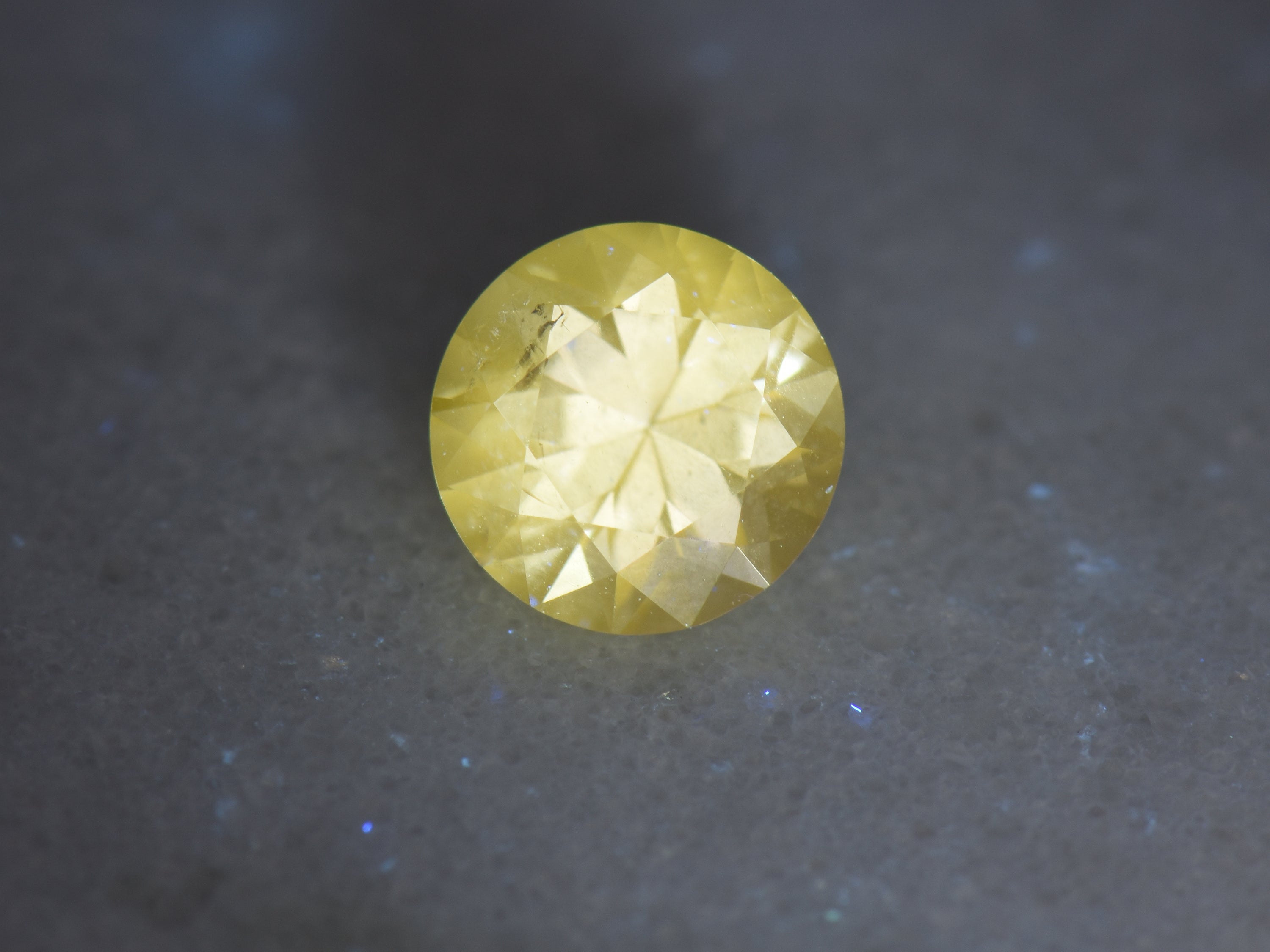 .79 ct. Green/Gray Kornerupine