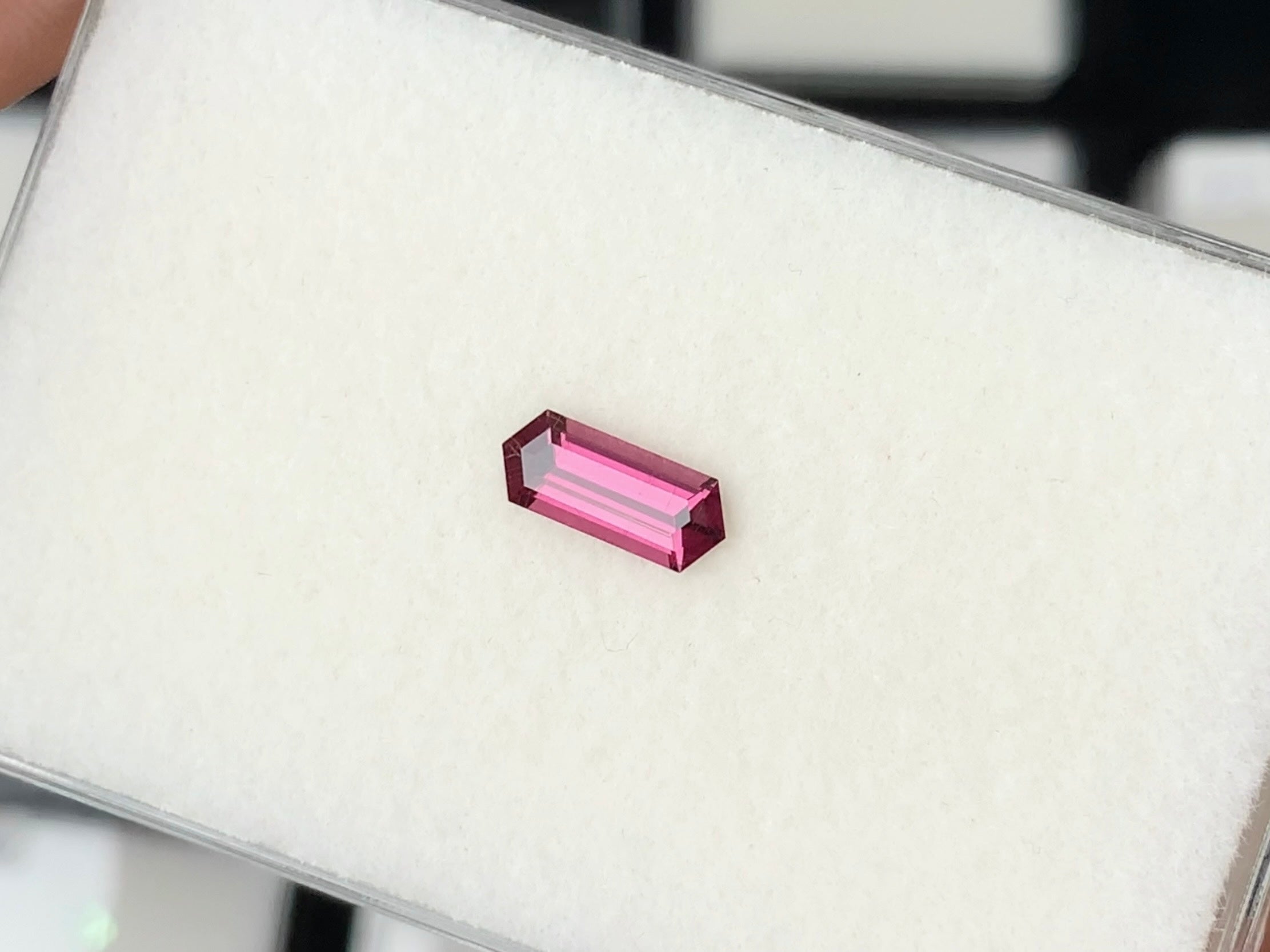 0.87 ct. Rhodolite