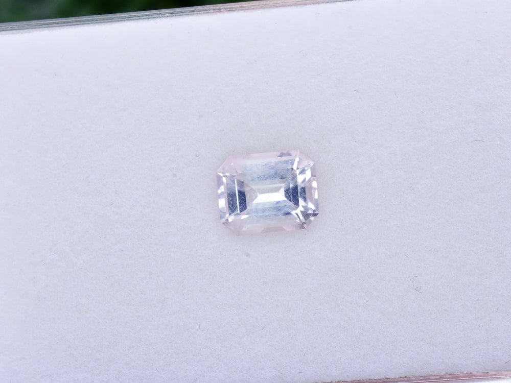 2.11 ct. Rose Quartz