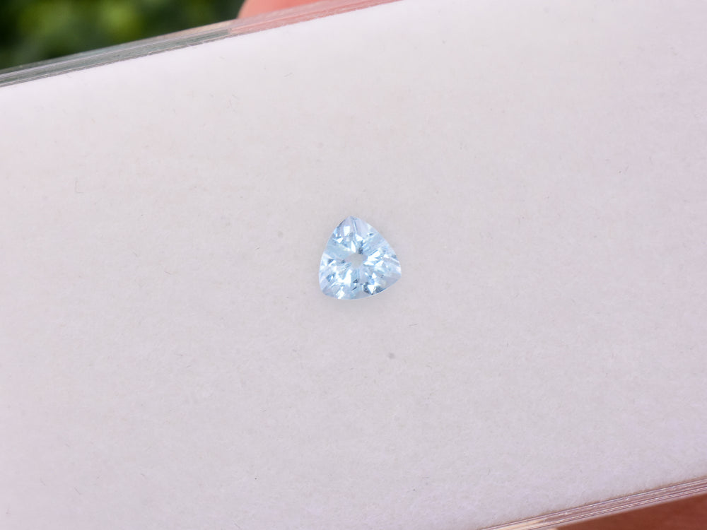 0.41 ct. Light BlueAquamarine