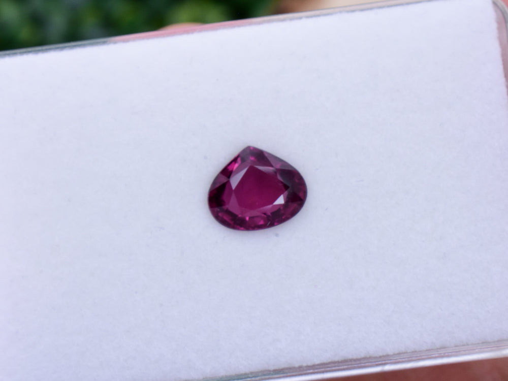 2.79 ct. Garnet