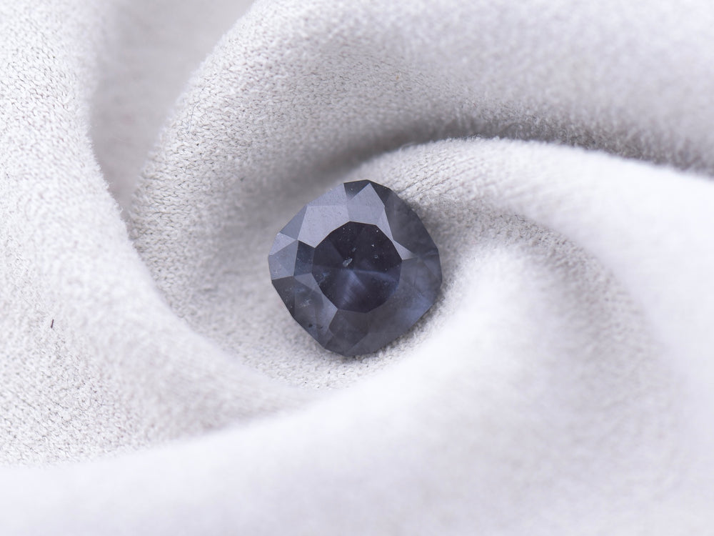 2.77 Color Change Garnet