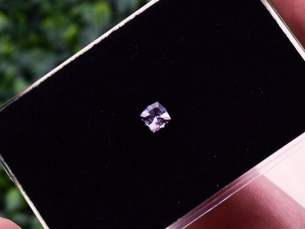 0.46 ct. Fluorescent Malaya Garnet