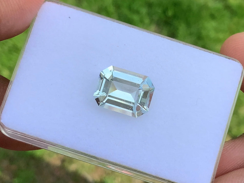 5.91 ct. Aquamarine
