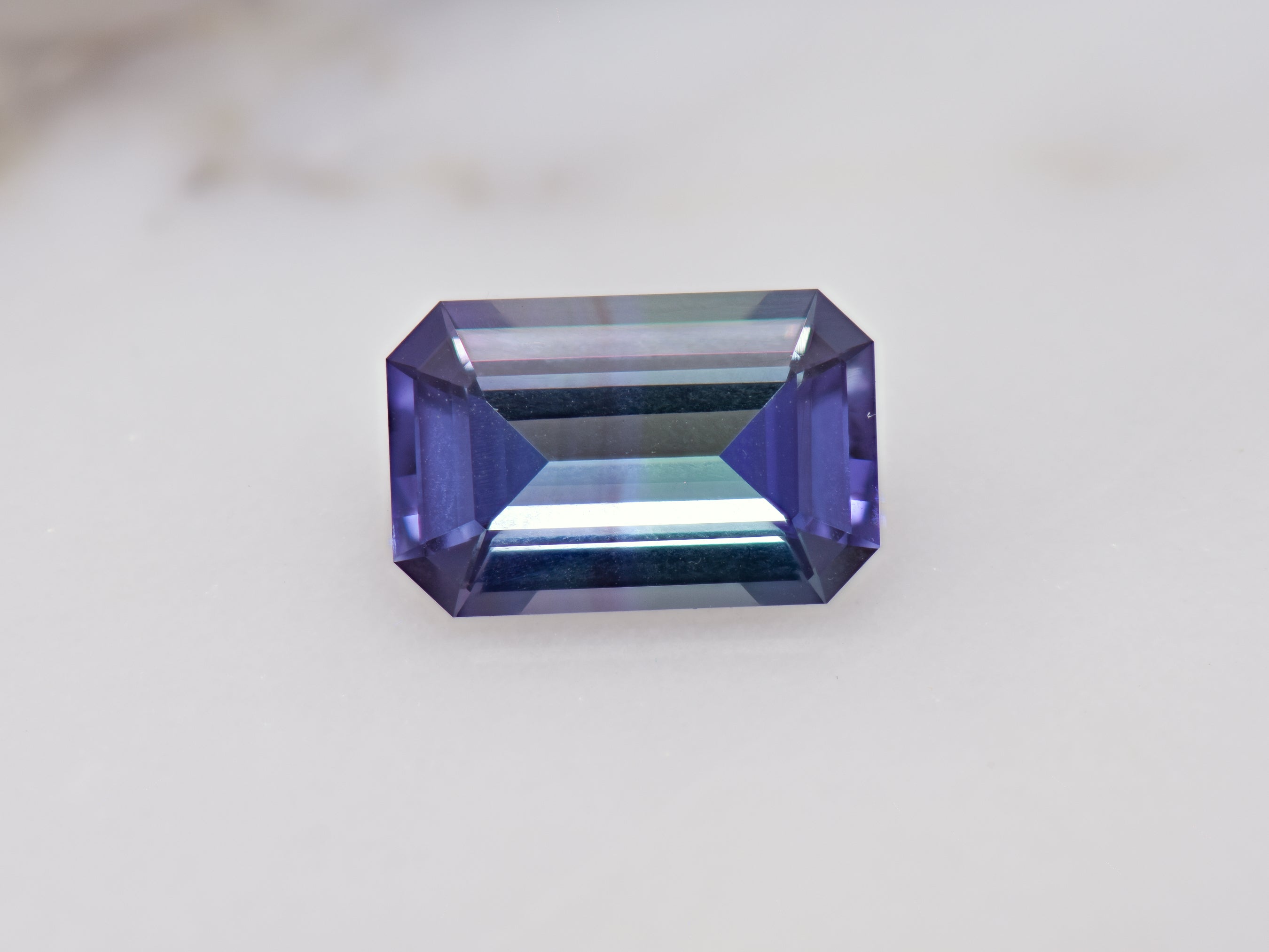 4.46 ct. Unheated Bicolor Tanzanite