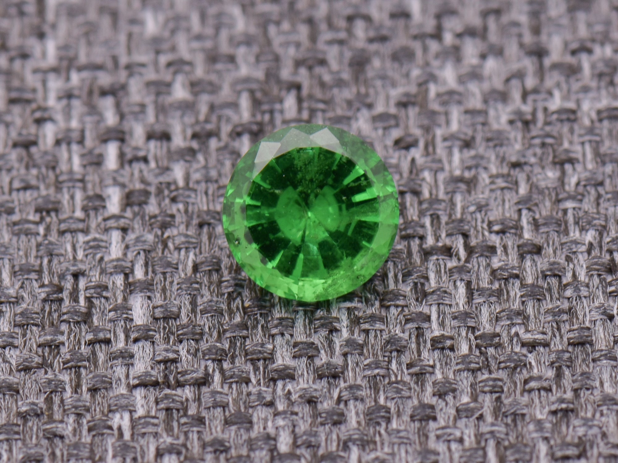 1.02 carat Tsavorite Garnet