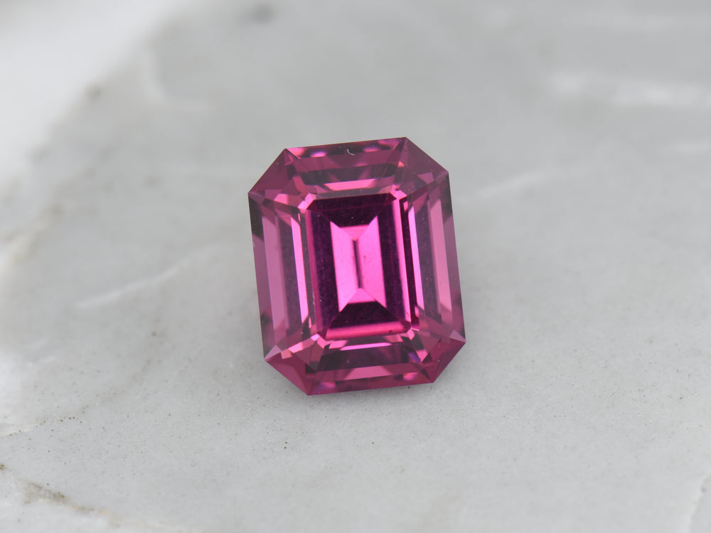 3.24 ct. Rhodolite Garnet