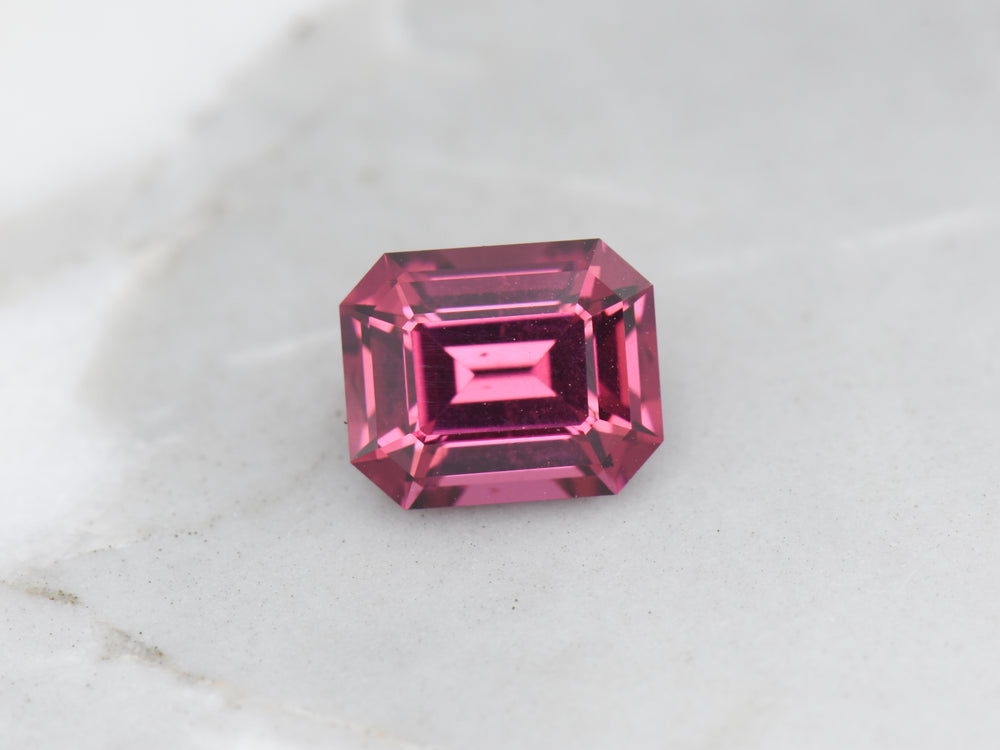 1.74 ct. Rhodolite Garnet