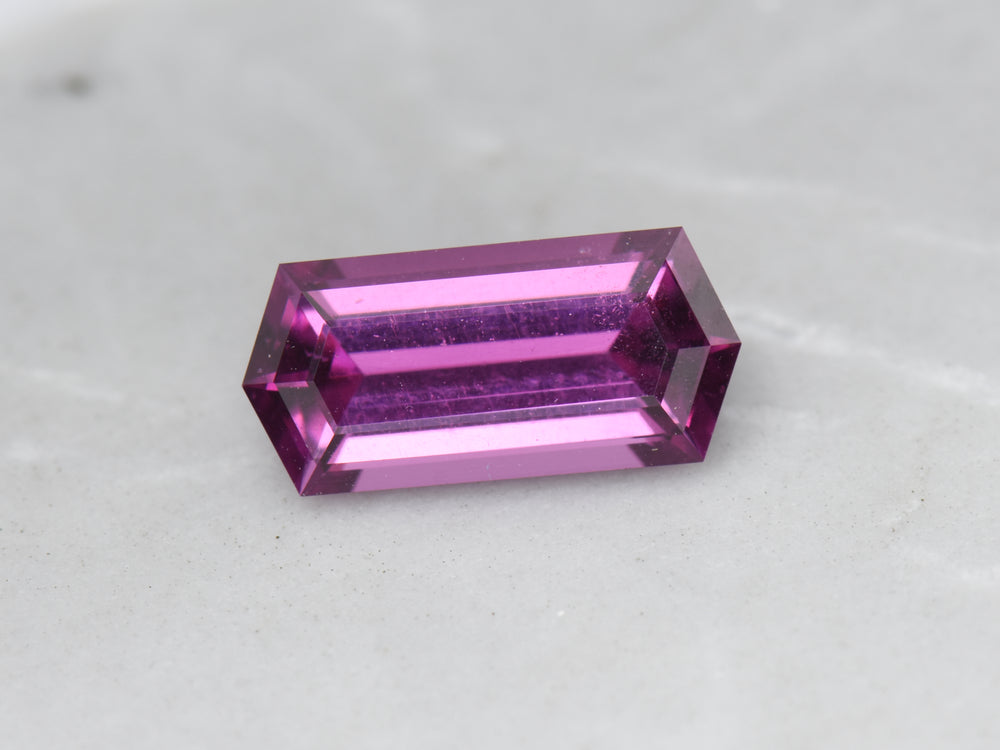 1.80 ct. Rhodolite Garnet