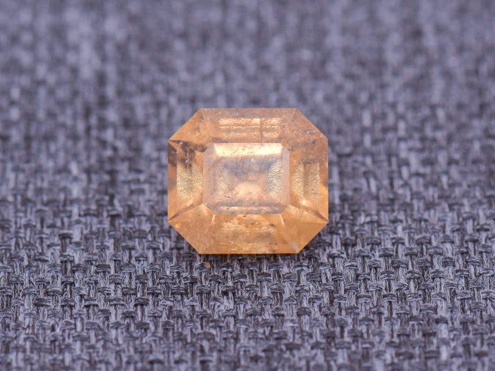 5.88 carat Golden Grossular Garnet