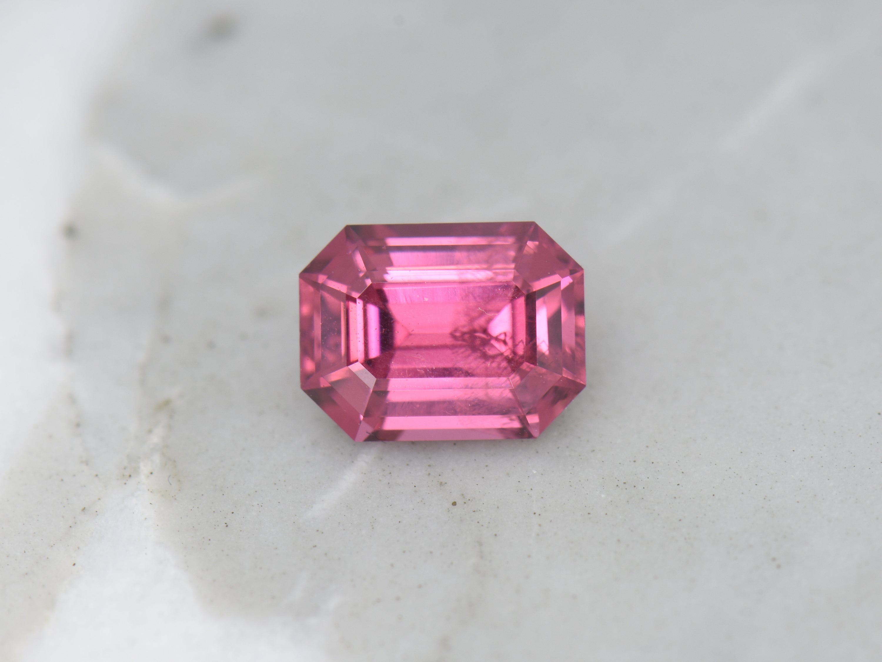 1.02 ct. Rhodolite Garnet