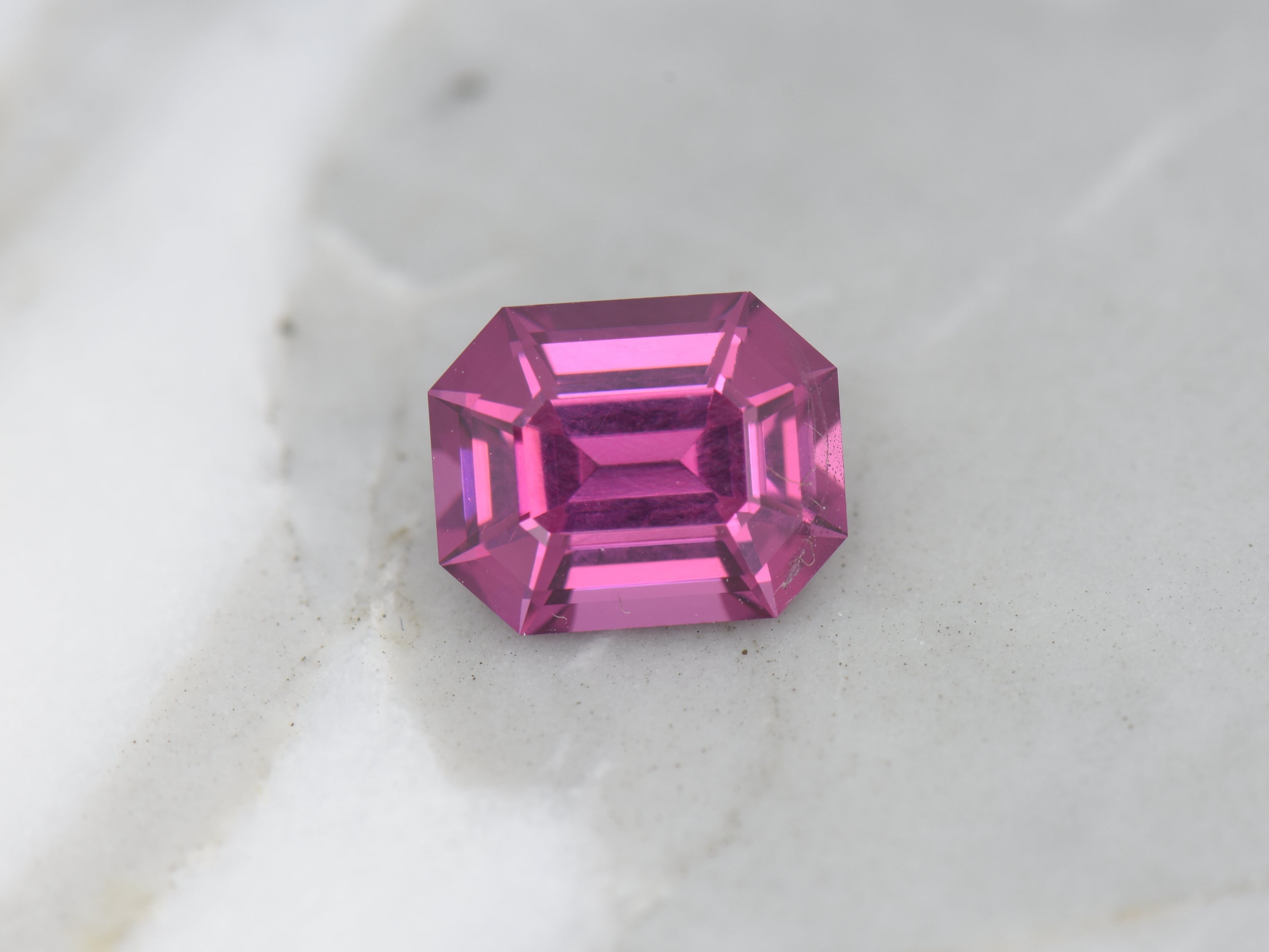 1.84 ct. Rhodolite Garnet