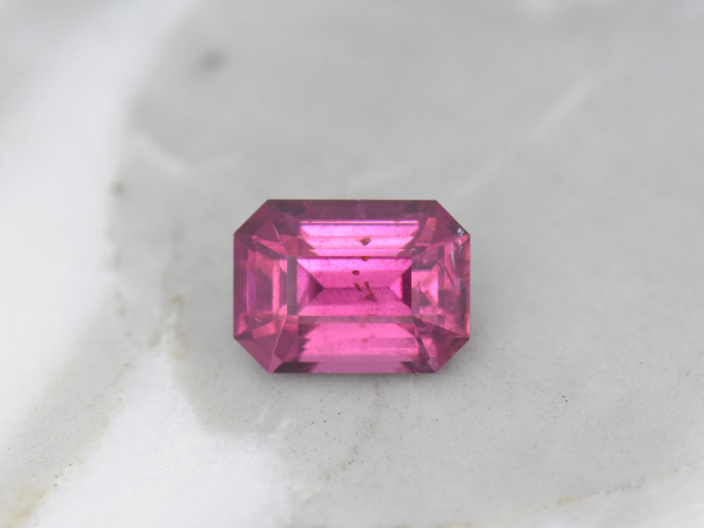 2.22 ct. Rhodolite Garnet