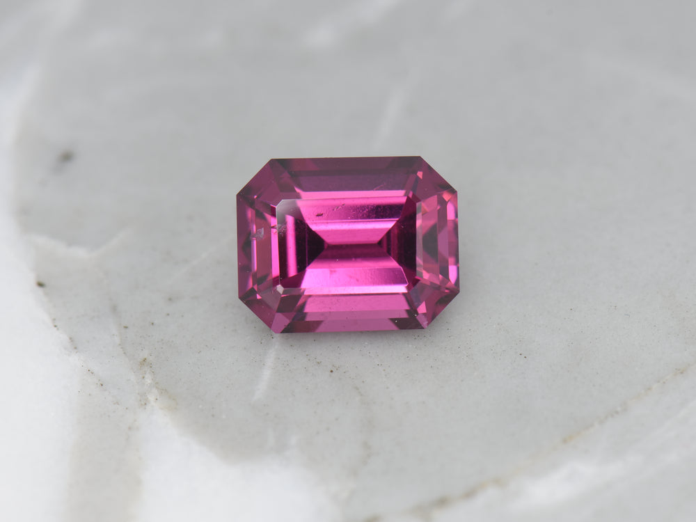 2.70 ct. Rhodolite Garnet