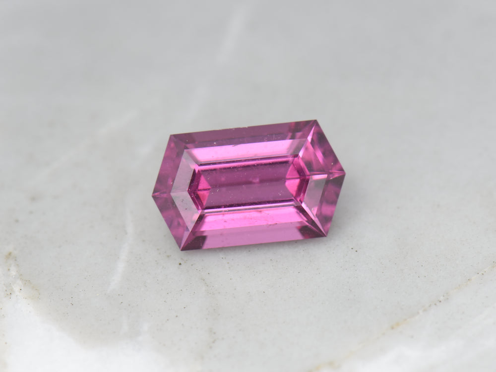 1.30 ct. Rhodolite Garnet