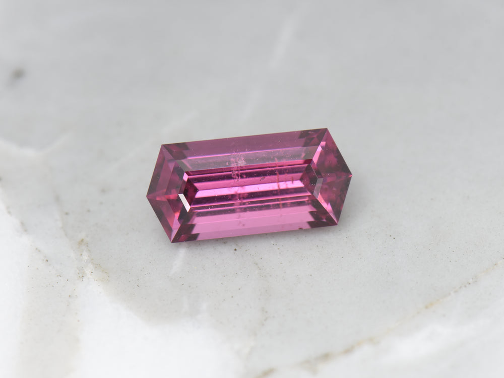 1.67 ct. Rhodolite Garnet